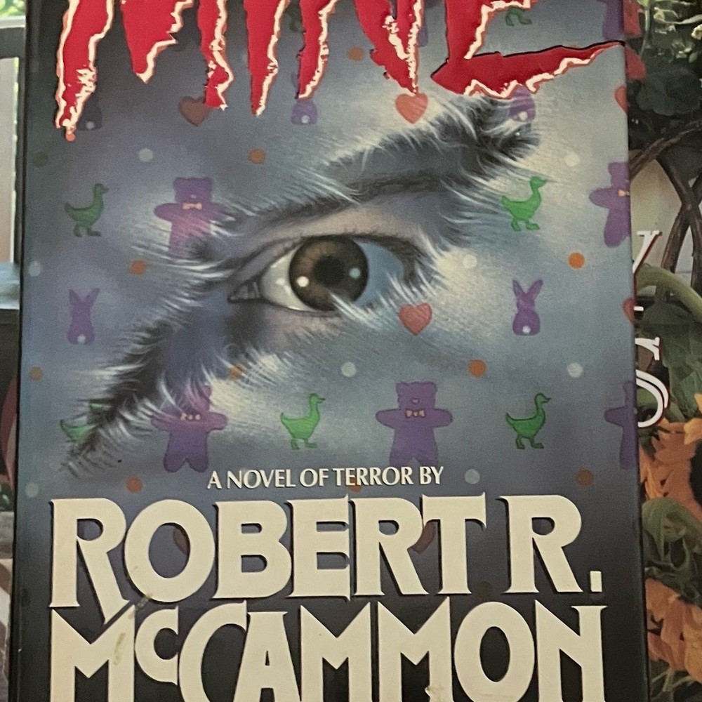 Robert R McCammon Mine A Novel of Horror